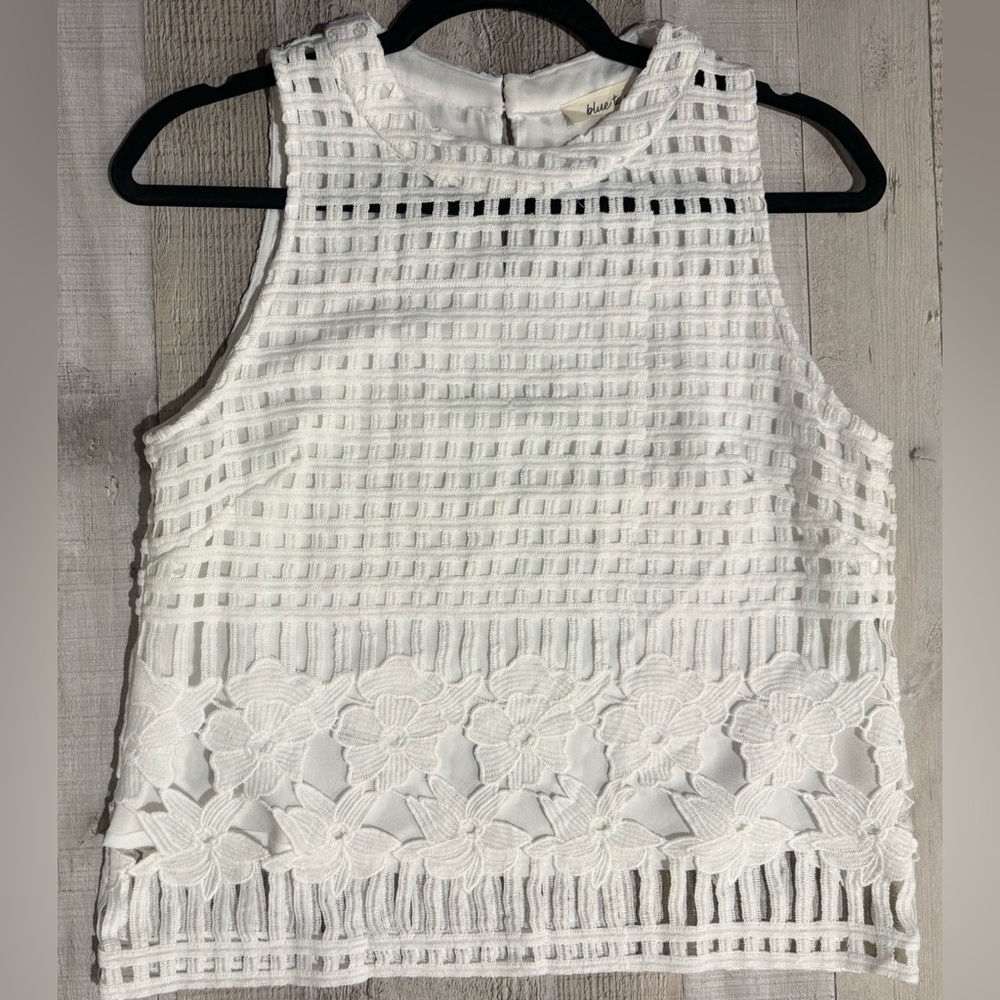 White Textured Sleeveless Blouse - Blue Tassel